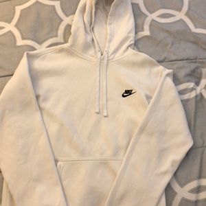 White Nike men’s hoodie!!!!